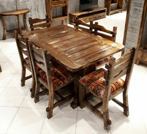 میز و صندلی چوبی برای رستوران و کافی شاپ